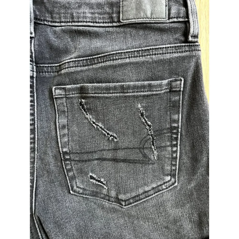 American Eagle Outfitters Black Denim Jean Cutoff Shorts Raw Hem Teen (size 2)